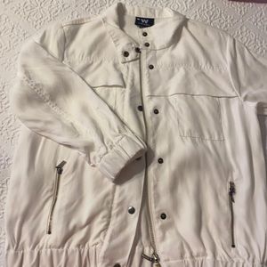 W by Worth white sports jacket in excellent condition size O/small